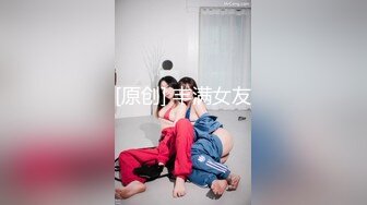 冒充艺校老师让粉嫩的小美女来一段裸舞 看看有没有天赋