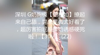 诱人少妇露脸跟表弟啪啪，口交大鸡巴被小哥对着镜子后入爆草抽插，床上激情上位，被小哥用冰棒玩逼，续篇