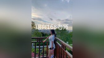 黑丝妹子撅着屁屁 被巨根爆菊花 边操边流淫水 最后被内射 精液有点稀啊