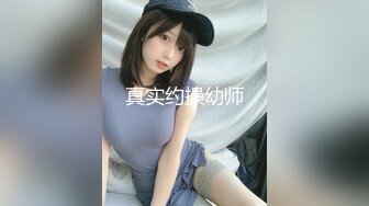 喜欢玩3P的少妇被搞得相当爽