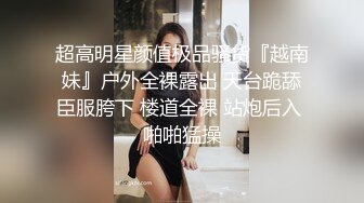 长相甜美气质短发小姐姐卫生间自慰诱惑，跳脱衣舞肛塞菊花乳头滴蜡，拨开丁字裤掰穴扣逼，坐在马桶上插逼喷水