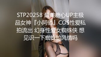 全景偷拍憋了很久的少妇 这泡尿可真猛